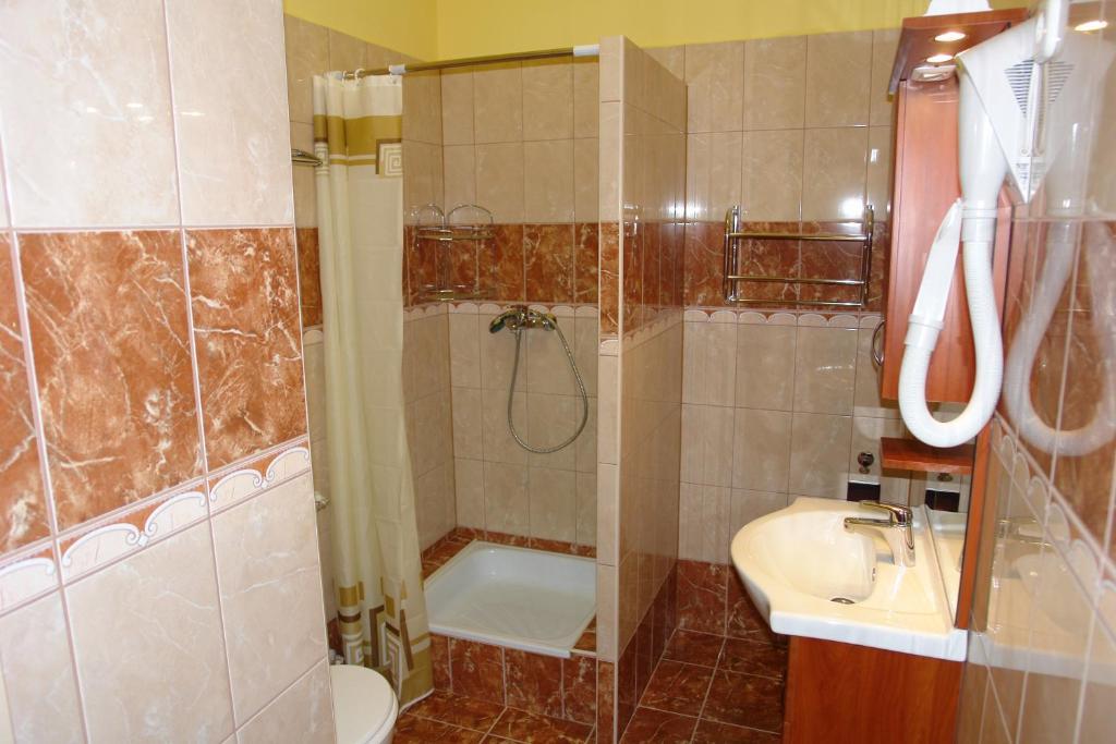 Holdlux Apartmanok Sárvár Habitación foto