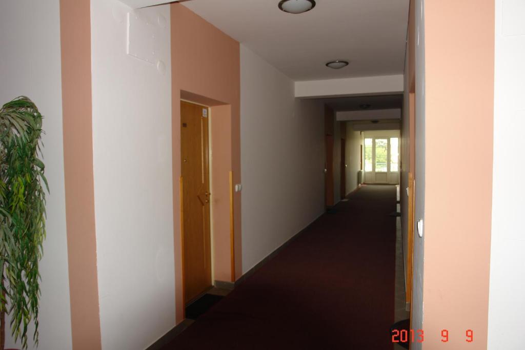 Holdlux Apartmanok Sárvár Exterior foto